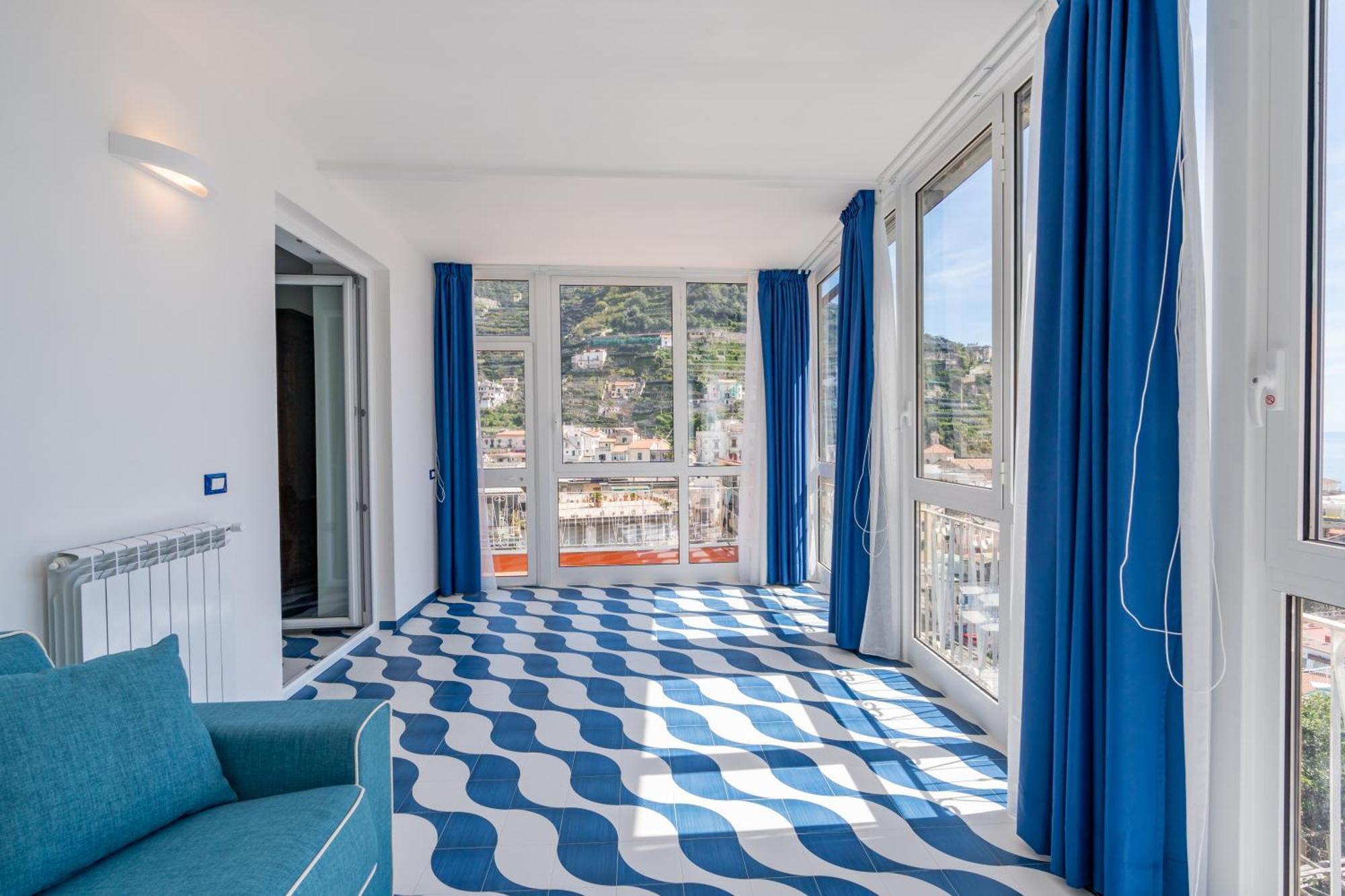 Elite Luxury Suites Minori Exterior foto