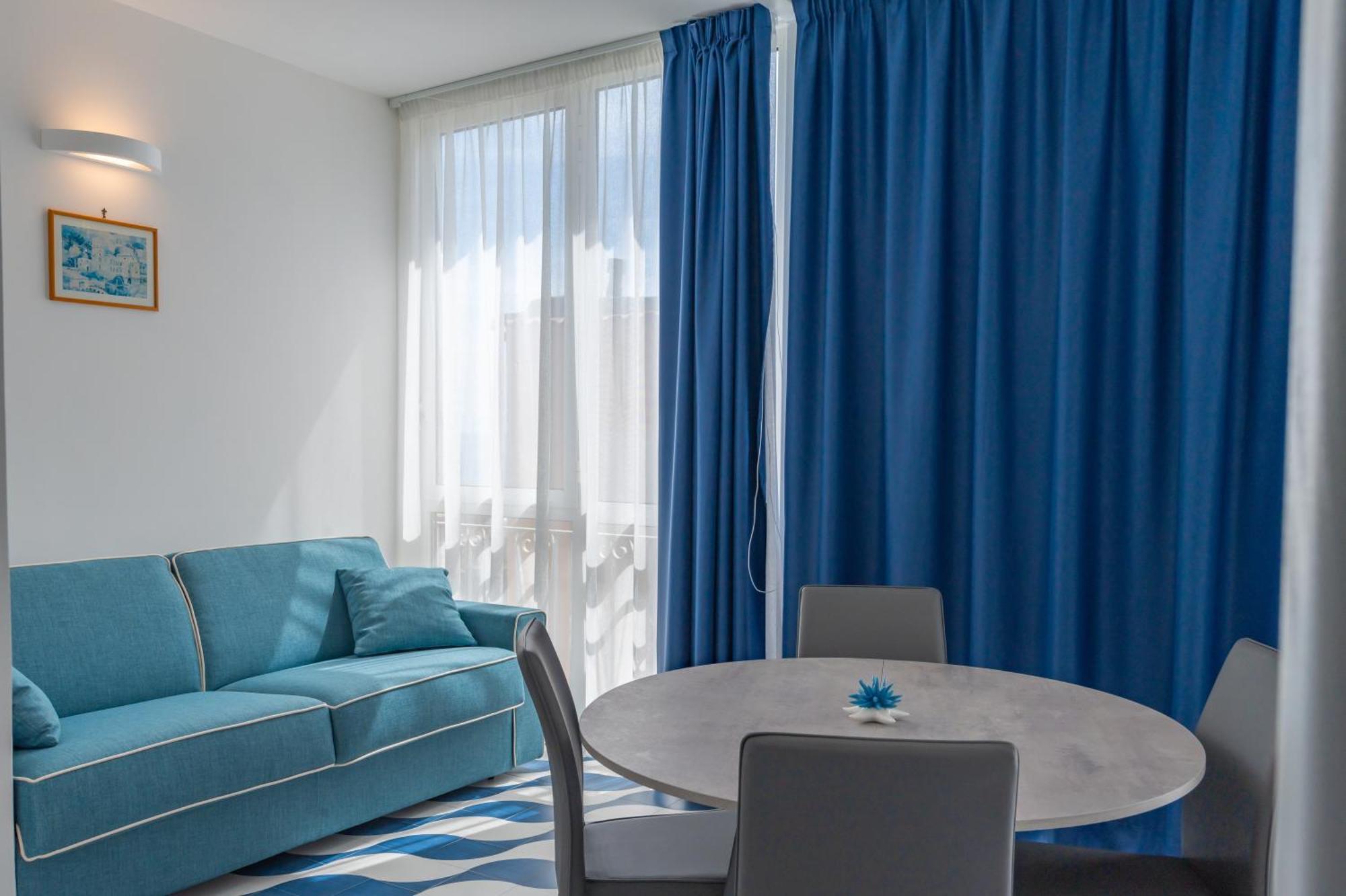 Elite Luxury Suites Minori Exterior foto