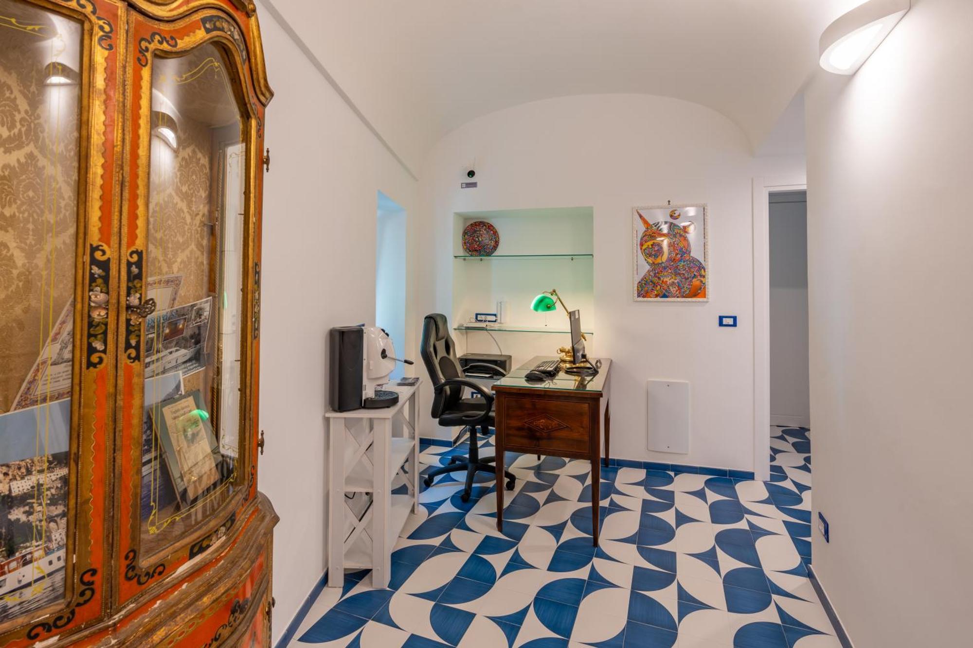 Elite Luxury Suites Minori Exterior foto